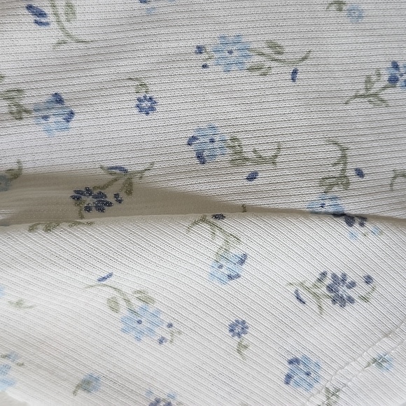 Crop Top - Picture 6 of 8